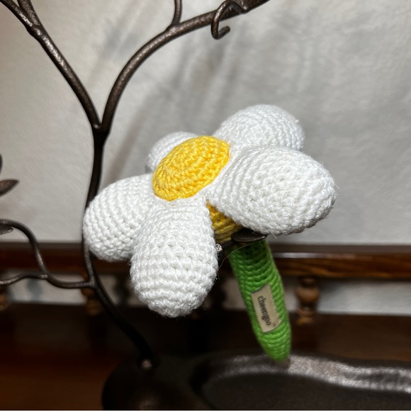 Cheengoo White Daisy Flower Hand Crocheted Stick Baby Rattle Bamboo Eco-Friendly - Picture 6 of 12